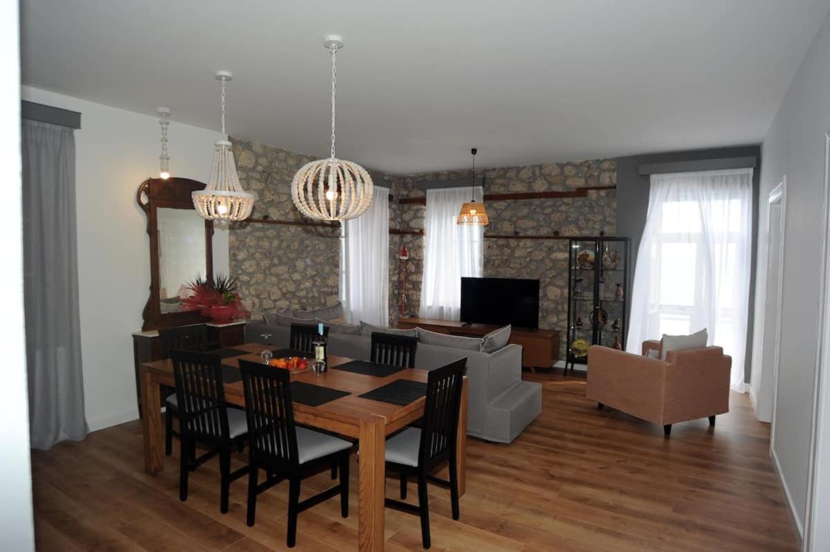 Crecian Water Front Apartamento Aigeira Exterior foto